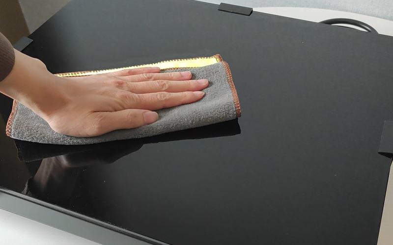 用戶案例：實驗電熱板從酸霧困擾到一抹即凈